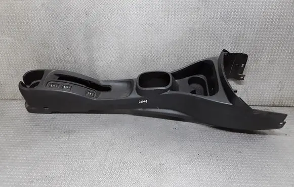Nissan Micra Center console