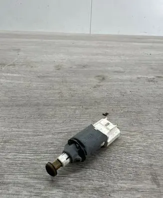 Renault Scenic II - Grand scenic II Brake pedal sensor switch 8200168238 3223R