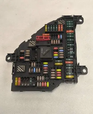 BMW 7 F01 F02 F03 F04 Fuse module 9151322 017033452
