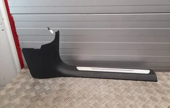 Audi A8 S8 D4 4H Front sill trim cover 4H1867272F