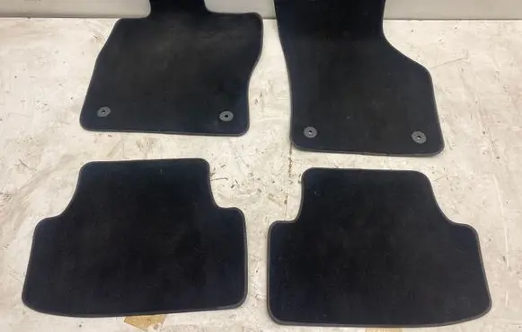 Volkswagen Golf VII Car floor mat set 5G1863011