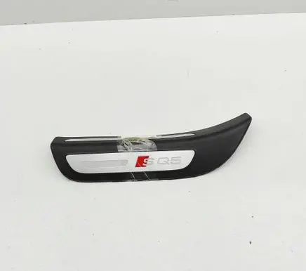 Audi Q5 SQ5 8R Rear sill trim cover 8R0853375G