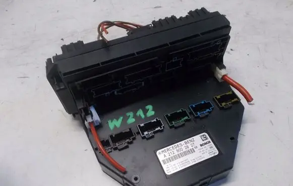 Mercedes-Benz E W212 SAM control unit A2129002627