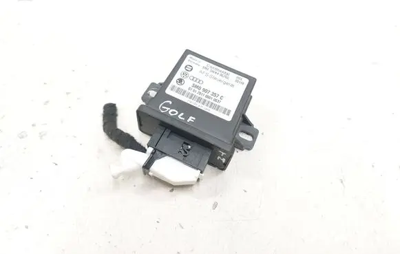Volkswagen Golf VI Light module LCM 5WK49676C 5M0907357C