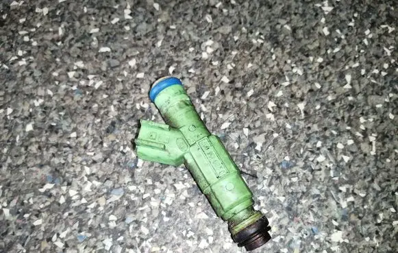 Fuel injectors set