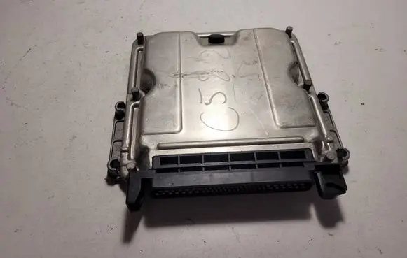 Citroen C5 Engine control unit/module 9638795280 EDC15C2 0281010371