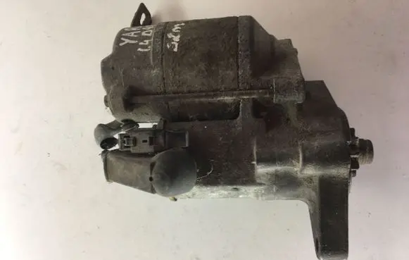Toyota Yaris Starter motor 2810033050 4280000570