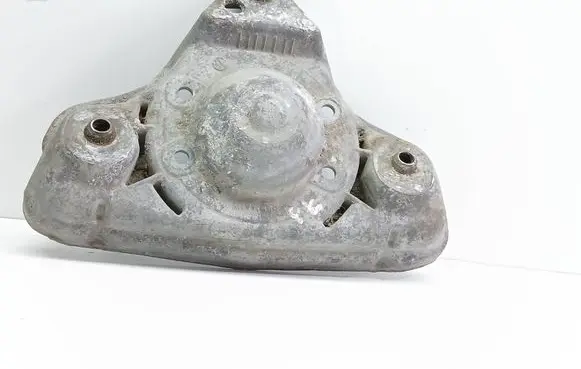 Volkswagen PASSAT B5.5 Coil spring mount 8D0412383