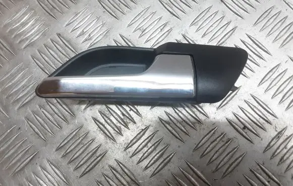 Opel Tigra B Front door interior handle