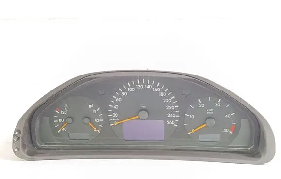 Speedometer (instrument cluster)