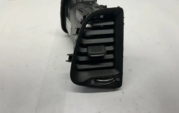 Dodge Challenger Dashboard air vent grill cover trim 5LE74DX9AD 5LE74TRMAA