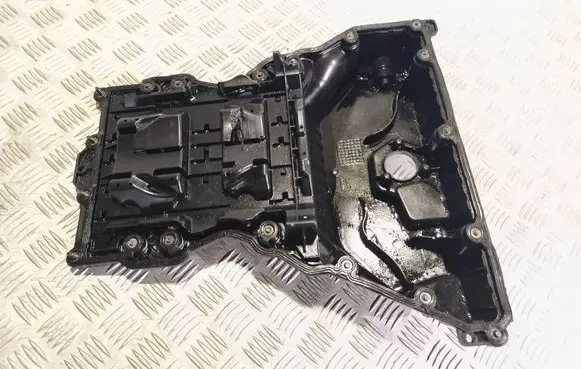 Mercedes-Benz E W212 Oil sump A6510100528