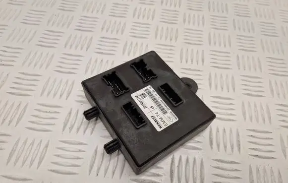 Renault Captur Other control units/modules 231A00174R 50EC25F06 3258612339