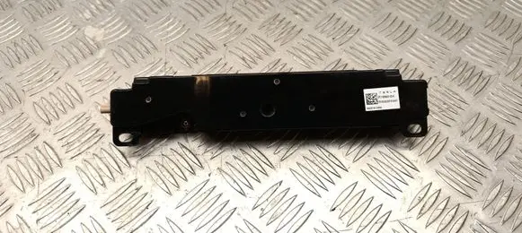 Tesla Model Y Aerial antenna amplifier 158560100E