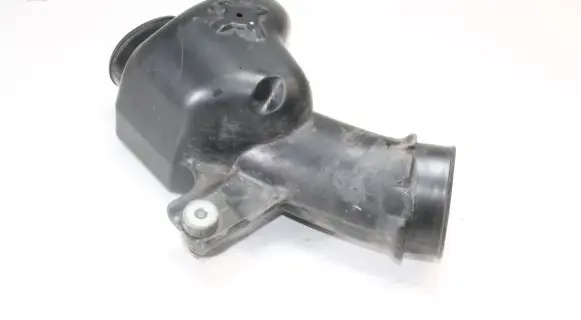 Honda CR-V Air intake duct part ATP153