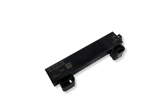 Volkswagen Golf VII Keyless system antenna 5FA224075