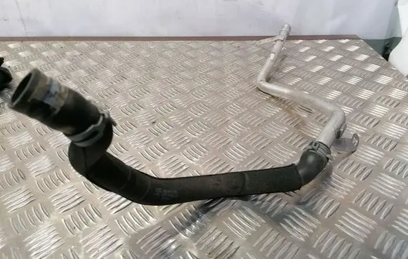 Audi Q5 SQ5 Engine coolant pipe/hose 8R0819377D