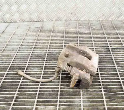 Toyota Verso-S Rear brake caliper