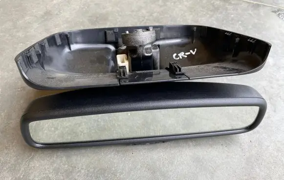 Honda CR-V Rear view mirror (interior)