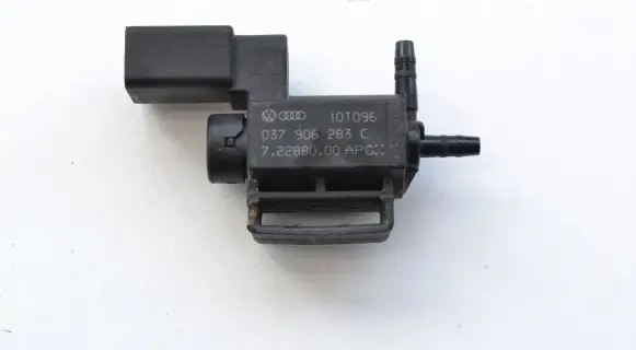 Audi A5 Sportback 8TA Turbo solenoid valve 037906283C 72288000