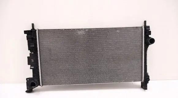 Volvo XC60 Coolant radiator 31410895
