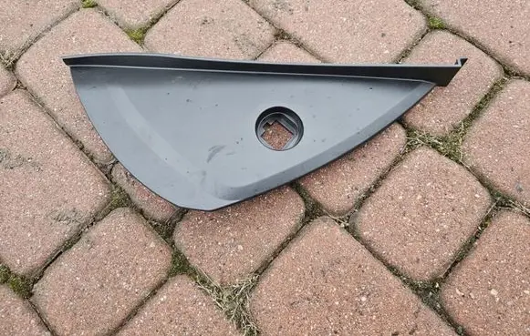 Renault Zoe Panel trim 689208654R