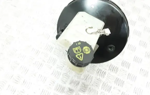 Volvo V50 Brake booster 31341827