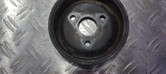 Saab 9-5 Power steering pump pulley 90528666