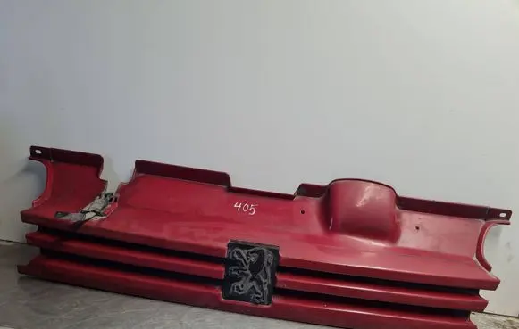 Peugeot 405 Front grill 9256032480A 9255588877
