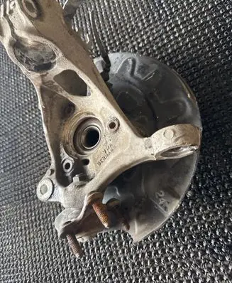 Audi A3 S3 8V Front wheel hub 5Q0407257A