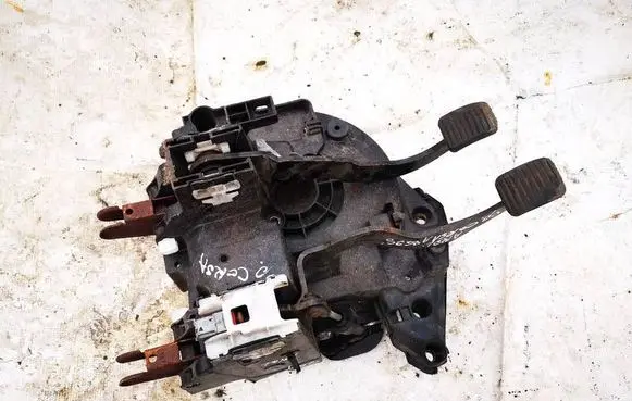 Opel Corsa D Clutch pedal 1501740