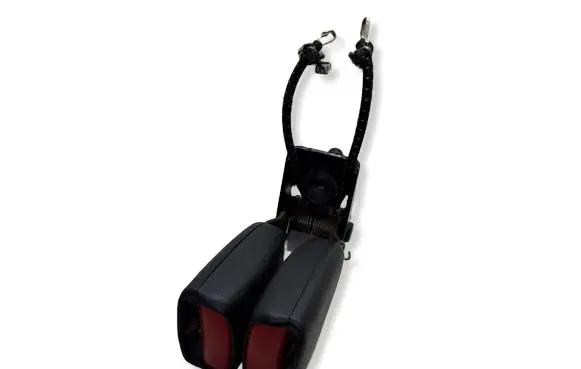 Volvo XC70 Rear seatbelt buckle 738703