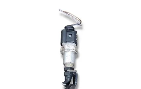 Audi A6 S6 C5 4B Air conditioning (A/C) pressure sensor 3R0959126