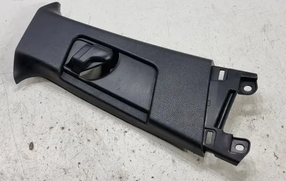 (B) pillar trim (top)