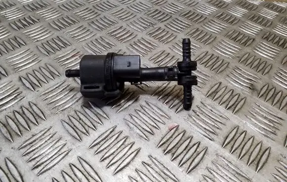 Volkswagen Eos Fuel tank valve 6QE906517A 2580115B