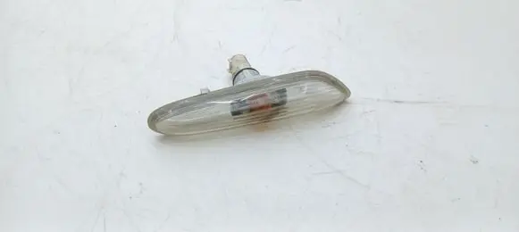 BMW 5 E60 E61 Front fender indicator light 8382104