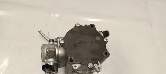 Volvo XC60 Fuel injection high pressure pump 32257314 31437903