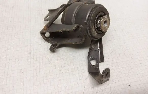 Toyota Corolla Verso E121 Engine mount vacuum valve 