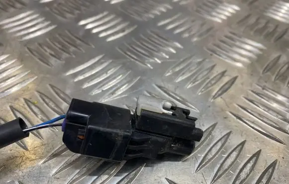 Mitsubishi Space Star Outside/exterior temperature sensor 0775005191