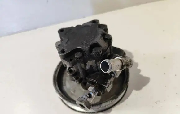 Audi A6 S6 C6 4F Power steering pump 4f0145155h