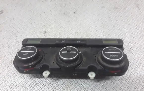 Volkswagen Touran I Climate control unit
