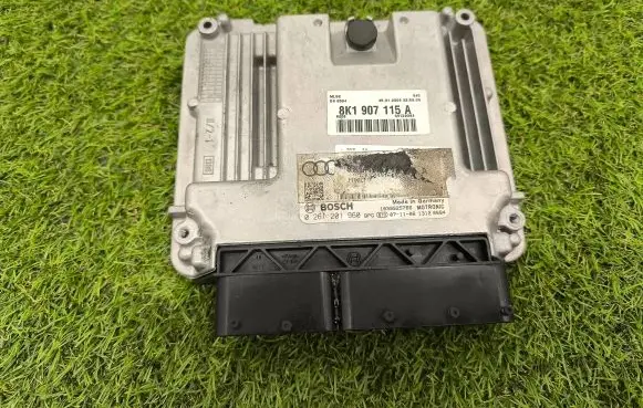 Audi A4 S4 B8 8K Engine control unit/module 8K1907115A 0261201960