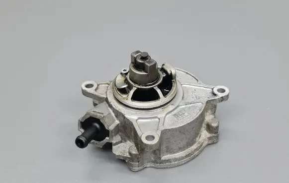 Honda Civic IX Vacuum pump 36300RZ0G010M2