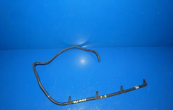 Mercedes-Benz CLA C117 X117 W117 Fuel return line/hose A6510700132 L2281