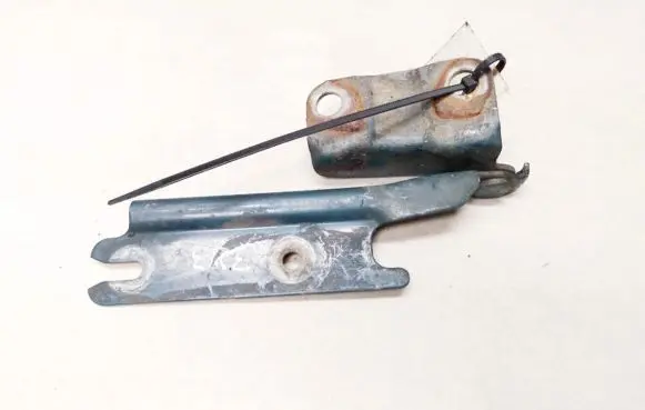 Mazda 323 Engine bonnet/hood hinges
