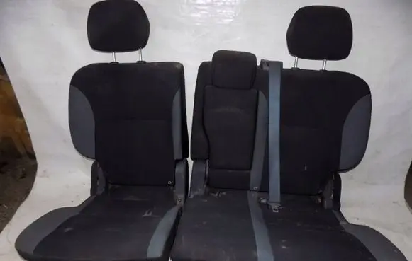 Mitsubishi Outlander Rear seat 