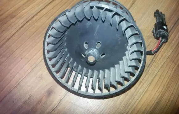 Renault Espace III Heater fan/blower 0130063507