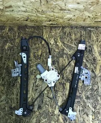 Mercedes-Benz CLS C219 Rear door window regulator with motor