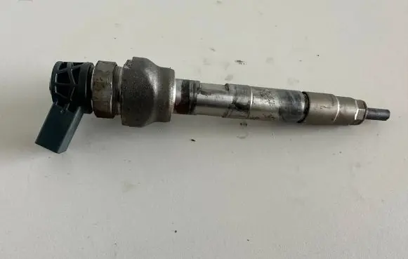 BMW 4 F32 F33 Fuel injector 8514148