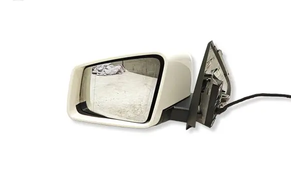 Mercedes-Benz A W176 Front door electric wing mirror A17180216